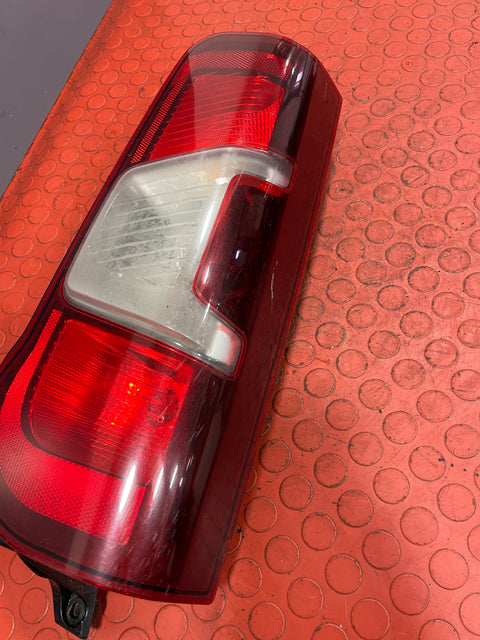 Citroen Berlingo/Peugeot Partner/Vauxhall Combo/Toyota Proace City DRIVER'S SIDE TAILLIGHT (with blurry Lens for cleaning) 2019-2024 P/N 9820554880 - 7