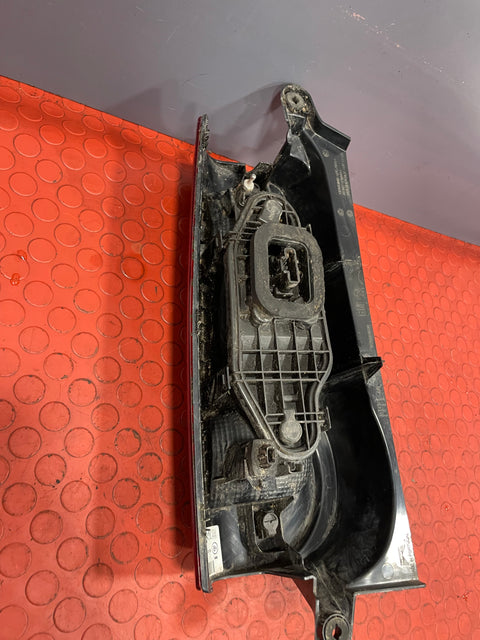 Citroen Berlingo/Peugeot Partner/Vauxhall Combo/Toyota Proace City DRIVER'S SIDE TAILLIGHT (with blurry Lens for cleaning) 2019-2024 P/N 9820554880 - 7