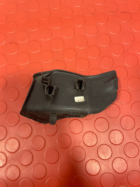 Citroen Dispatch/ Peugeot Expert/ Toyota Proace/ Vauxhall Vivaro(19) FRONT WIPER COWL TRIM 2016-2023 P/N 9811019877