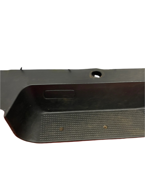 Vauxhall Vivaro/Renault Trafic/NV300 DRIVER SIDE DOOR STEP TRIM 2014/2019 P/N 8200523989