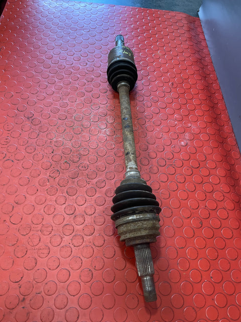Renault Kangoo DRIVESHAFT (27/26Teeth) Passenger's Side 2012 R/N 8200687739 / 391015402R