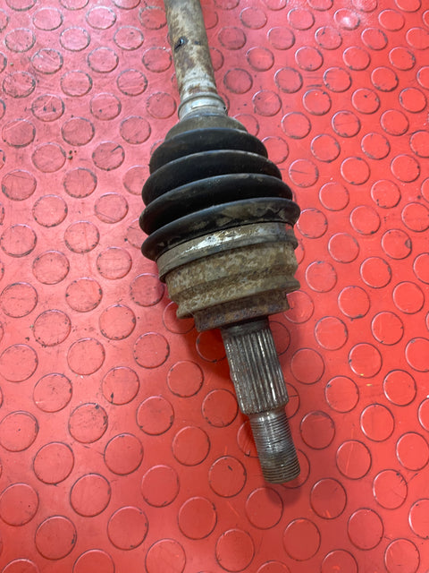 Renault Kangoo DRIVESHAFT (27/26Teeth) Passenger's Side 2012 R/N 8200687739 / 391015402R
