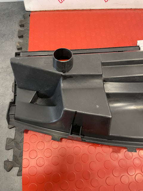 Ford Transit Custom WINDSCREEN SCUTTLE PANEL RAIN CHANEL P/N GK21V021B12