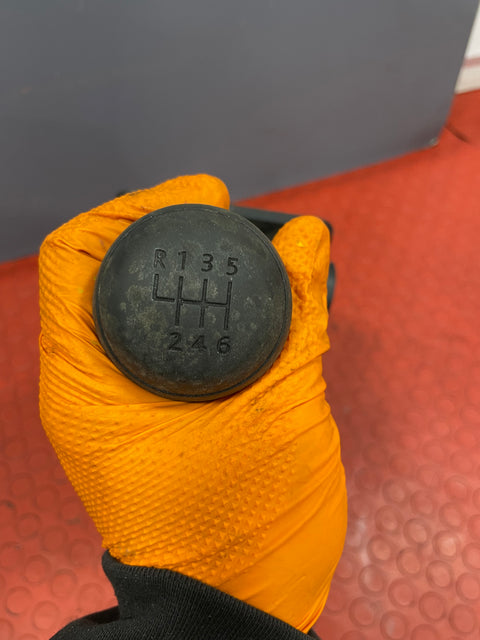 Volkswagen Crafter 2.0 FWD 6-Speed GEAR SELECTOR MECHANISM 2021 P/N 2N0711025