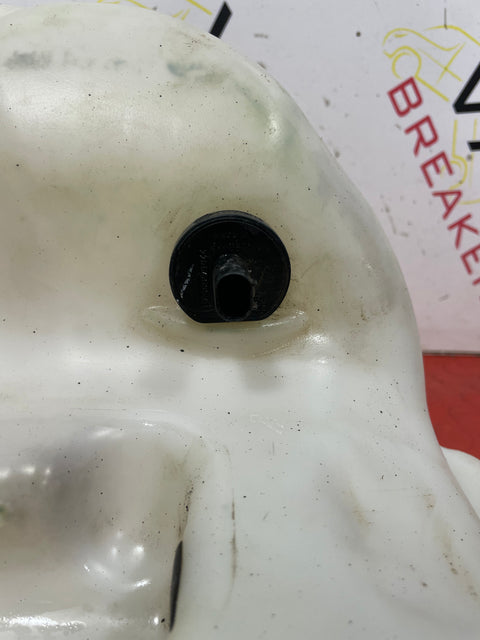 Mercedes Sprinter WASHER BOTTLE (NO PUMP) 2006-2018 P/N A9068690220