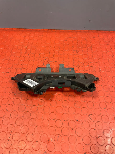 Citroen Berlingo/Peugeot Partner WINDOW SWITCH/LOCKING CONTROL PANEL (incomplete button) 2008-2018 P/N 9680932177 - 2