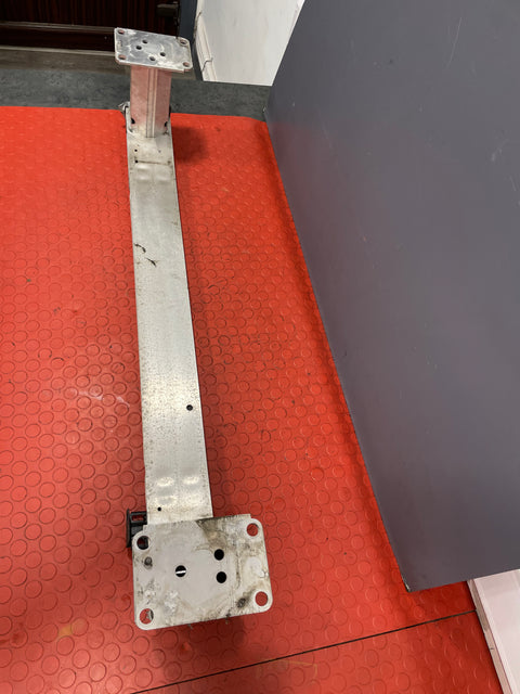 Citroen Berlingo/Peugeot Partner/Vauxhall Combo/Toyota Proace City ALUMINUM FRONT BEAM CRASH BAR / BUMPER REINFORCEMENT CARRIER 2019-2024 P/N 9821673680