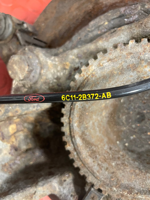 Ford Transit FRONT WHEEL HUB WITH SPEED SENSOR MK7 2.2 RWD Passenger's Side 2006-2014 P/N 6C111104AB / 6C112B372AB