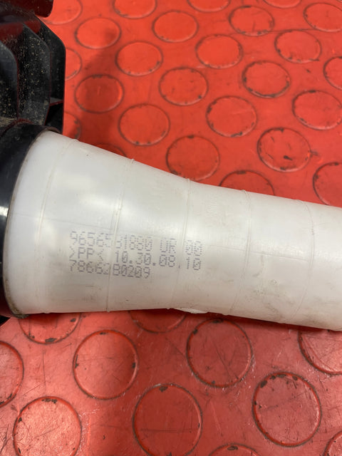 Citroen Dispatch/Peugeot Expert/Toyota Proace/Fiat Scudo MK2 WINDSCREEN WASHER FILLER NECK w/ CAP & MOUNTING TRIM 2008-2016 P/N 9656581880