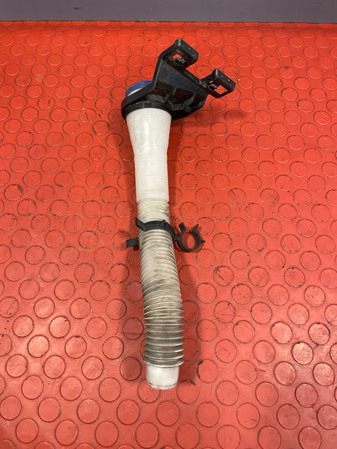 Citroen Dispatch/Peugeot Expert/Toyota Proace/Fiat Scudo MK2 WINDSCREEN WASHER FILLER NECK w/ CAP & MOUNTING TRIM 2008-2016 P/N 9656581880