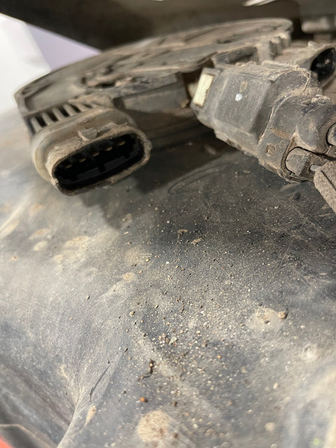 Vauxhall Vivaro/Renault Trafic/Nissan NV300 ADBLUE TANK 1.6 2014-2019 P/N 172A21178R - 1