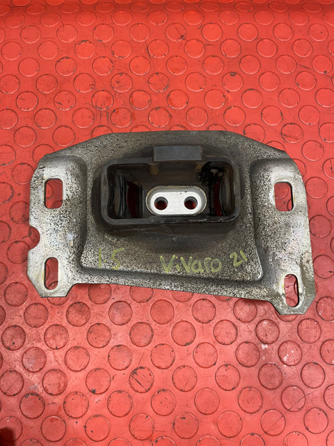 Vauxhall Vivaro/Citroen Berlingo/Dispatch/Peugeot Partner/Expert/Toyota Proace/Fiat Scudo GEARBOX MOUNT/TRANSMISSION MOUNT 2016-2024 P/N 9807420980 - 1