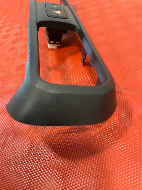 Citroen Berlingo/Peugeot Partner/Vauxhall Combo/Toyota Proace City AIR GRILL WITH CENTRAL LOCK AND HAZARD LIGHT (WITHOUT VENTS) 2019-2024 P/N GEO046620 - 6