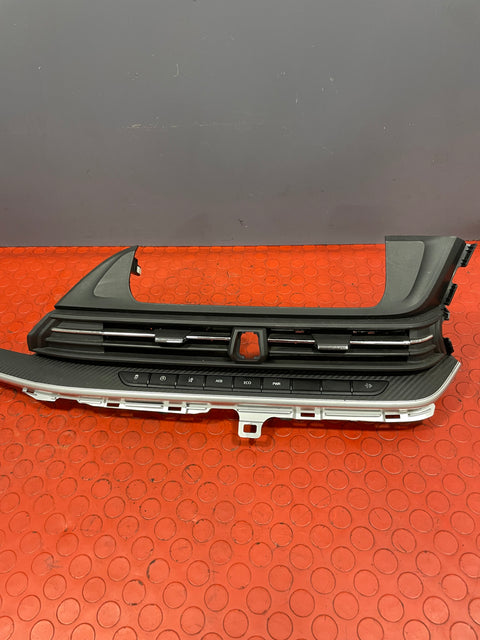 Saic Maxus Deliver 9 DASHBOARD SWITCHES/CENTER AIR VENTILATION 2.0 2021-2024 P/N C00254995 / C00118087 / C00118092