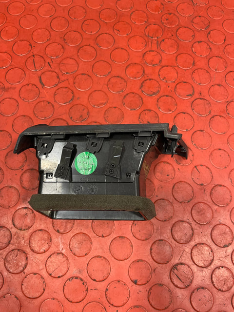 Saic Maxus Deliver 9 DASHBOARD AIR VENTILATION RIGHT SIDE 2.0 2021-2024 P/N C00127786