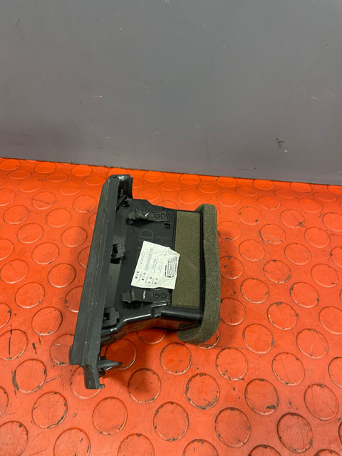 Saic Maxus Deliver 9 DASHBOARD AIR VENTILATION RIGHT SIDE 2.0 2021-2024 P/N C00127786