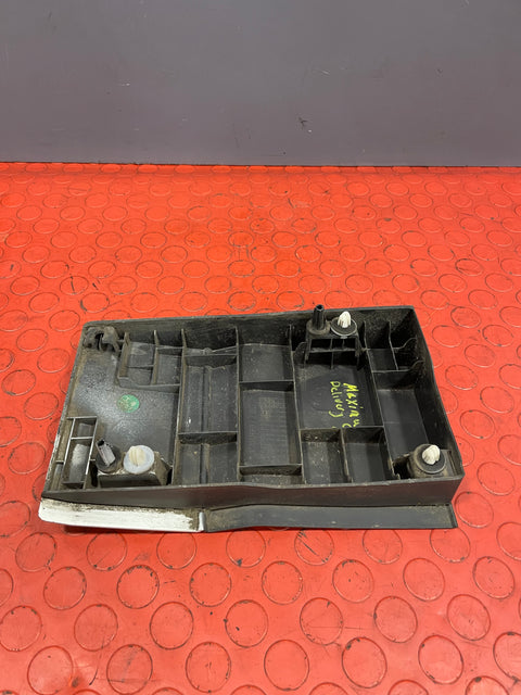 Saic Maxus Deliver 9 MOULDING TRIM LOWER RIGHT SIDE 2.0 2021-2024 P/N C00097786