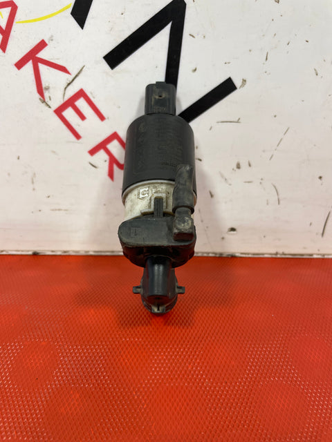 Peugeot Partner Citroen Berlingo WINDSCREEN WASHER PUMP P/N 9684522380