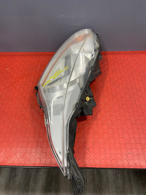 Ford Transit Connect HEAD LIGHT ASSEMBLY Passenger's Side (Broken Lower Mounting Point) 2013-2018 P/N DT1113W030BC