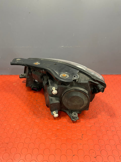 Volkswagen Caddy HEADLIGHT ASSEMBLY Driver's Side (with Scratches please see photos & 1 bulb missing) P/N TYC2012473152