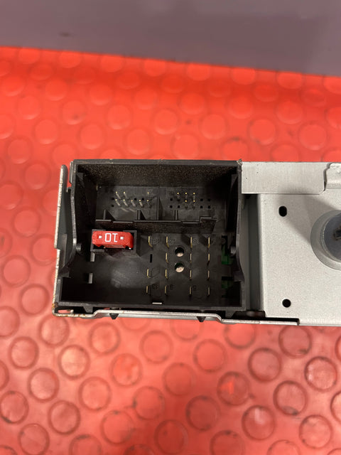 Citroen Berlingo/Peugeot Partner RADIO/CD PLAYER/GPS HEAD UNIT 2008-2016 P/N 98053736XT00