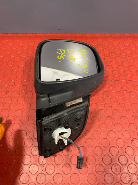 Peugeot Partner/Citroen Berlingo PASSENGER's SIDE WING MIRROR LH 2011-2018 1.6 P/N 232673075 - 3