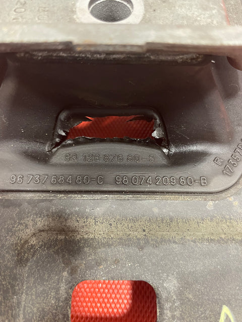 Citroen Berlingo/Dispatch Peugeot Partner/Expert GEARBOX MOUNT 2020 P/N 9807420980