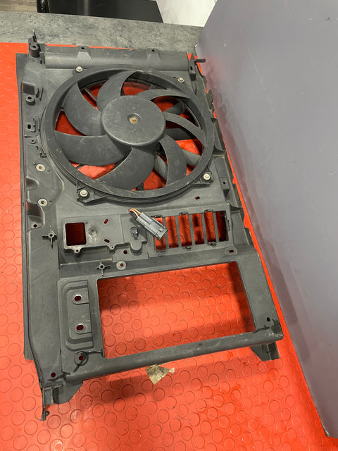 Citroen Berlingo/Peugeot Partner RADIATOR FAN W/ FRAME 1.6 2008-2016 P/N 9682720480 - 1 / FC2010M153277