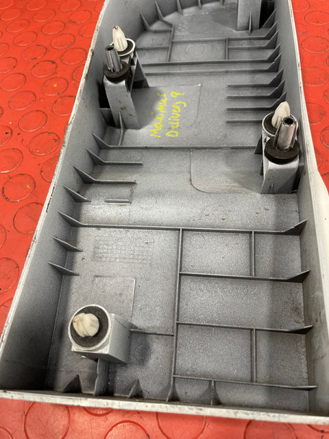 Saic Maxus Deliver 9 MOULDING TRIM Driver's Side 2021-2024 P/N C00097782