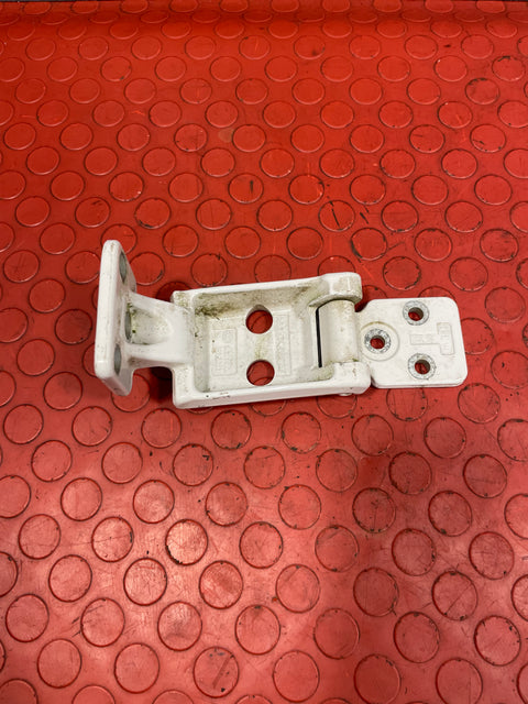 Volkswagen Crafter/Mercedes Benz Sprinter REAR DOOR PANEL HINGE Bottom Driver's Side RH 2016 P/N A9067400737