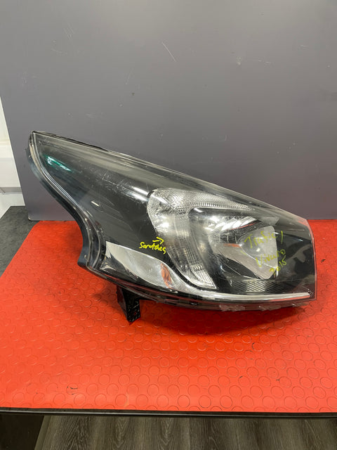 Renault Trafic/Vauxhall Vivaro/Nissan NV300 Primastar HEADLIGHT ASSEMBLY DEPO (with Visible Scratches) Driver's Side 2014-2019 P/N 084421185R
