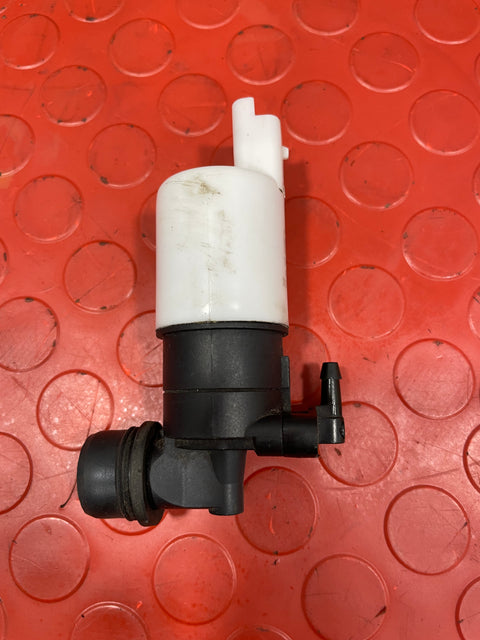 Citroen/Peugeot/Fiat WINDSCREEN WASHER WATER PUMP P/N 363338790