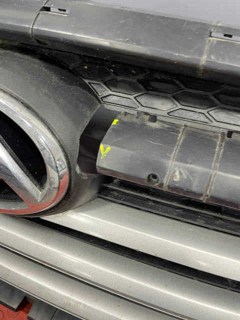 Saic Maxus Deliver 9 BUMPER GRILL (Left Side Frame Damage) SPARE OR REPAIR 2021-2024 P/N SV63