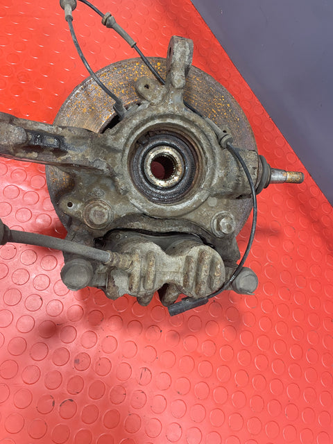 Vauxhall Movano/Renault Master FRONT WHEEL HUB RIGHT SIDE FWD W/ SPEED SENSOR & STUD BOLTS 2014