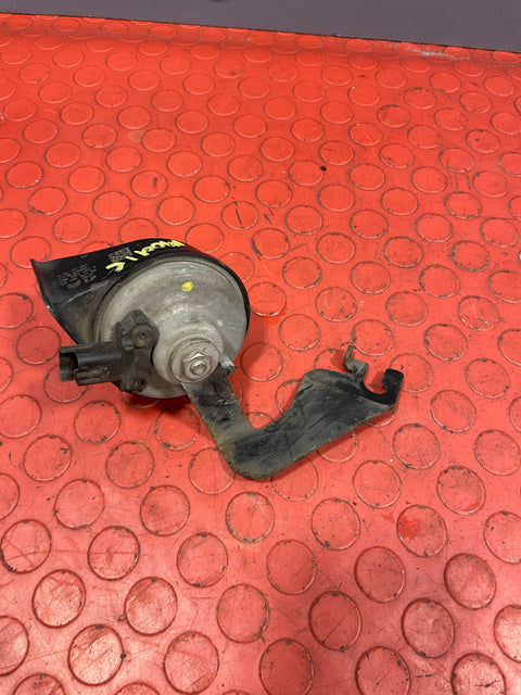 Citroen Berlingo/Peugeot Partner HORN 2019-2023 P/N 9827899180