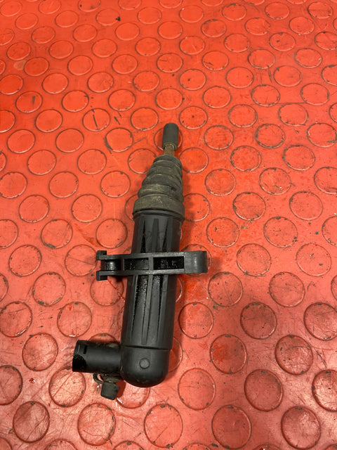 Fiat Ducato/Peugeot Boxer/Citroen Relay CLUTCH MASTER CYLINDER 2008-2016 P/N 55196193