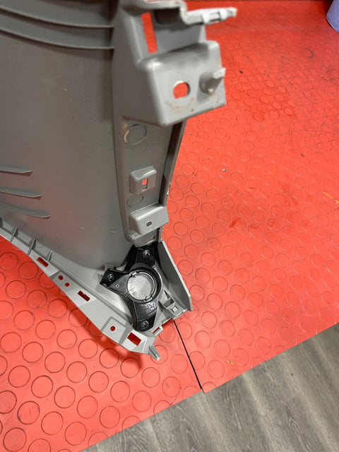 Saic Maxus Deliver 9 FRONT DASHBOARD PANEL,GLOVE BOX HOUSING 2021-2024 P/N 1860982 / 1860988 / 1860985