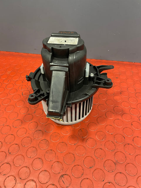 Peugeot Partner/Citroen Berlingo/Vauxhall Combo/Toyota Proace City HEATER BLOWER MOTOR & FAN 2019-2024 P/N 5P1330400