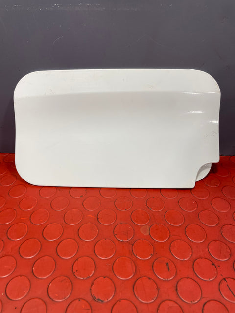 Citroen Berlingo/Peuegot Partner/Vauxhall Combo/Toyota Proace City FUEL FILLER FLAP/FUEL DOOR COVER (White) 2019-2024 P/N 9817924480