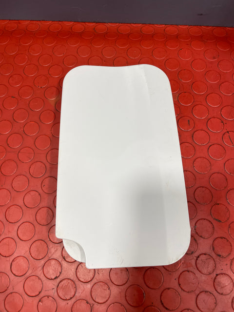 Citroen Berlingo/Peuegot Partner/Vauxhall Combo/Toyota Proace City FUEL FILLER FLAP/FUEL DOOR COVER (White) 2019-2024 P/N 9817924480