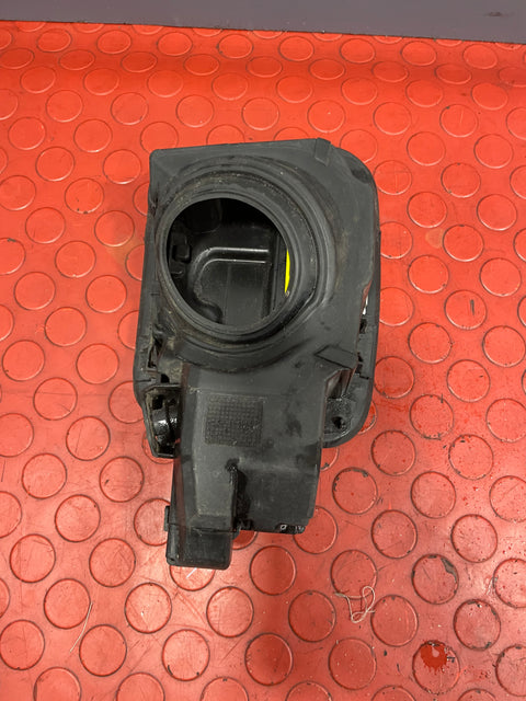 Citroen Dispatch/Peugeot Partner/Vauxhall Vivaro/Toyota Proace/Fiat Scudo FUEL COVER DOOR/FUEL FILLER CAP (BLACK) 2016-2024 P/N 9808725080