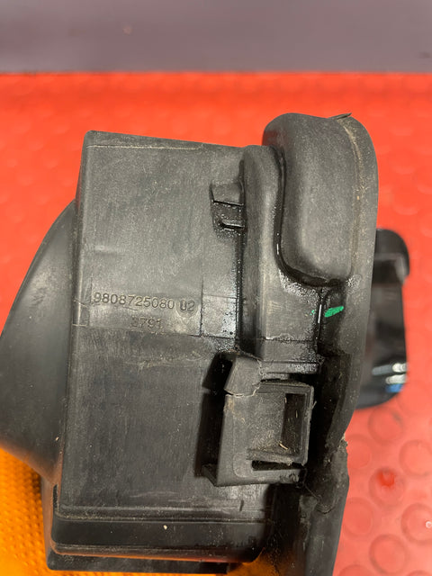 Citroen Dispatch/Peugeot Partner/Vauxhall Vivaro/Toyota Proace/Fiat Scudo FUEL COVER DOOR/FUEL FILLER CAP (BLACK) 2016-2024 P/N 9808725080