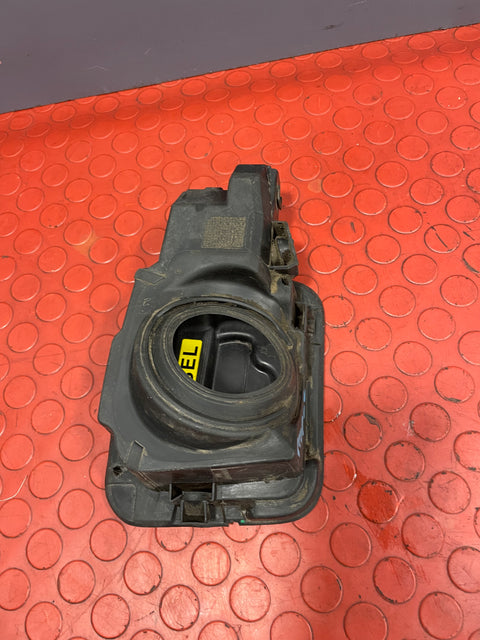 Citroen Dispatch/Peugeot Partner/Vauxhall Vivaro/Toyota Proace/Fiat Scudo FUEL COVER DOOR/FUEL FILLER CAP (Silver) 2016-2024 P/N 9808725080