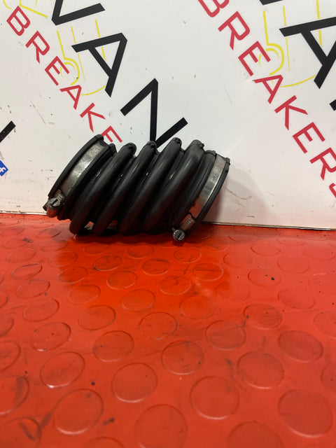 Ford Transit Connect AIR INTAKE TURBO PIPE 2013-2018 1.5L P/N AV619C623 cc