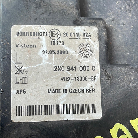 Volkswagen Caddy HEADLIGHT (DAMAGED MOUNTING POINT) PASSENGER SIDE 2008 P/N 2K0941005C
