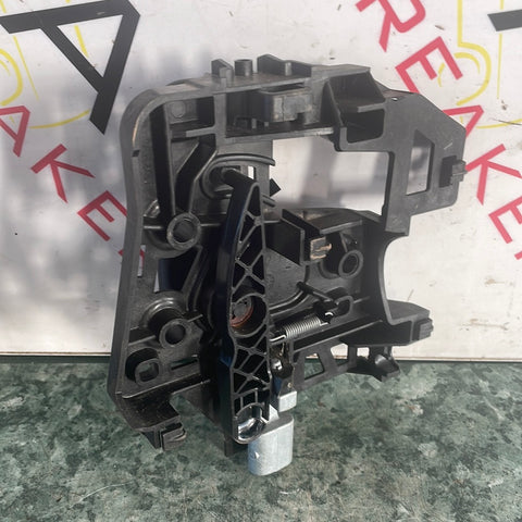 Peugeot Partner/Citroen Berlingo REAR INNER DOOR HANDLE 2008-2018 P/N 9812093480 / 9812093680