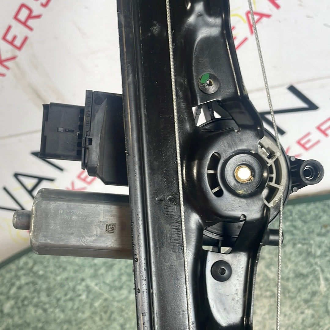 Vauxhall Vivaro WINDOW REGULATOR FRONT PASSENGER'S SIDE (6 Pin) 2021 P/N 9829503680