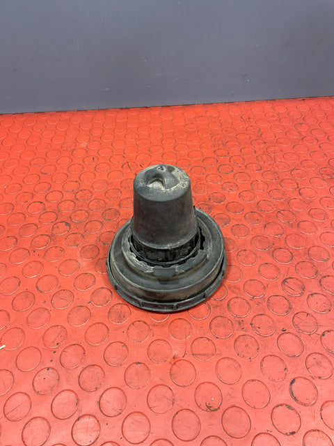 Citroen Berlingo/Peugeot Partner REAR BUMP STOP REAR SPRING TOP 2016-2024 P/N 9831086380