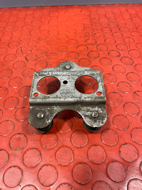 Volkswagen T5 Transporter ABS MODULE MOUNTING BRACKETS 2003-2010 P/N 7L8614235