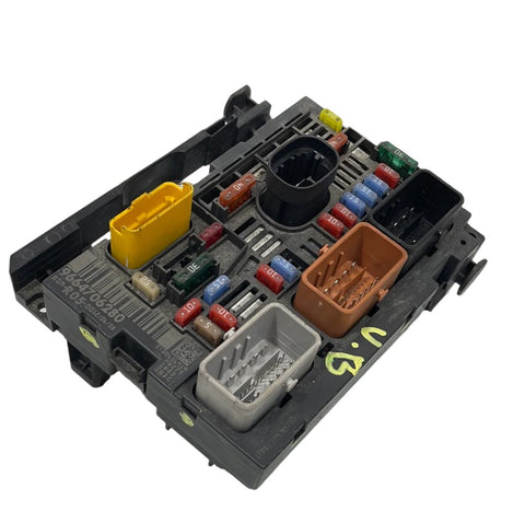 Citroen Berlingo/Peugeot Partner FUSEBOX 2008-2015 P/N 9807028880 R05